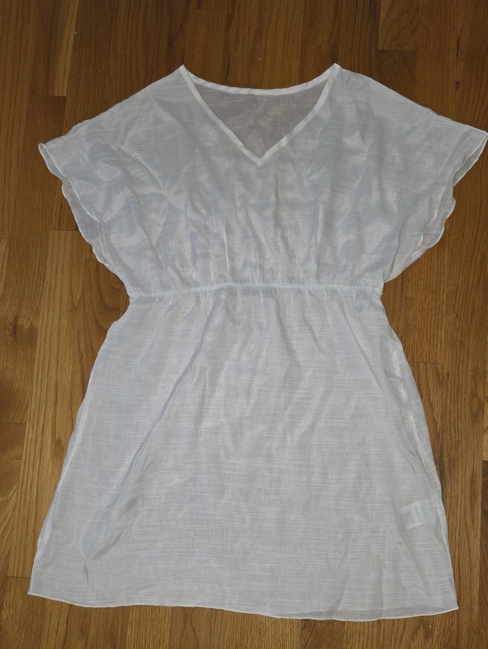 Lightweight White V-Neck Cover-Up Tunic